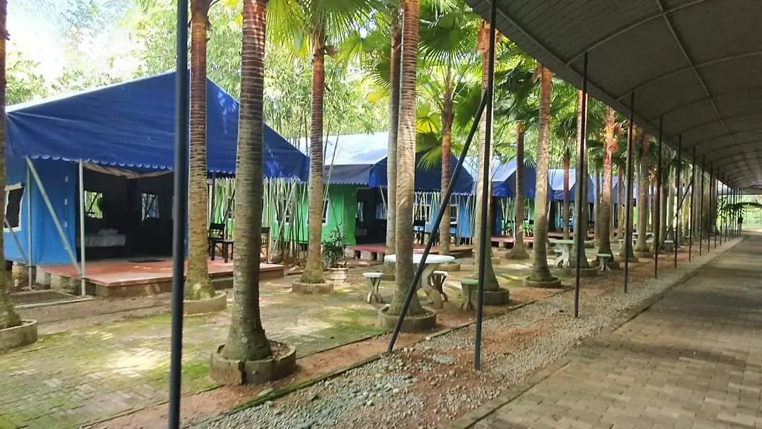 Orchard Nature Safari Camp Resort Melaka 말레이시아
